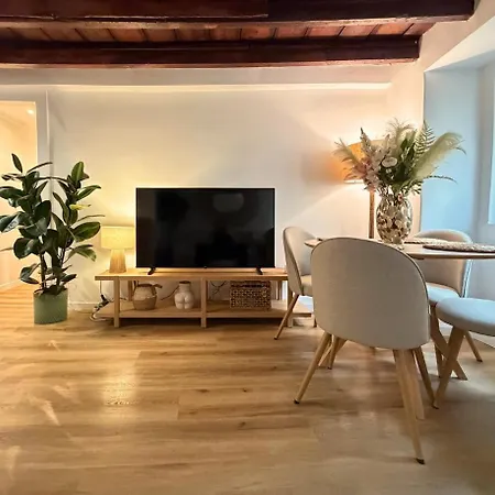 Arroios Elegance Apartment *